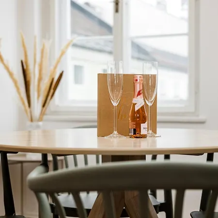 Design-apartments In Der Braunauer Altstadt *