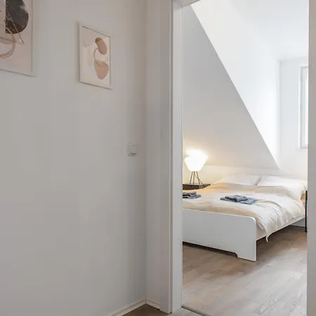 Design-apartments In Der Braunauer Altstadt 因河畔布劳瑙