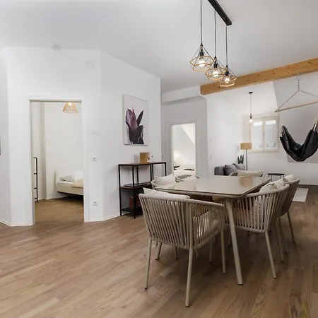 Design-apartments In Der Braunauer Altstadt *