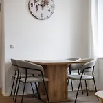 Design-apartments In Der Braunauer Altstadt Lägenhet