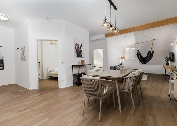 Design-apartments In Der Braunauer Altstadt *